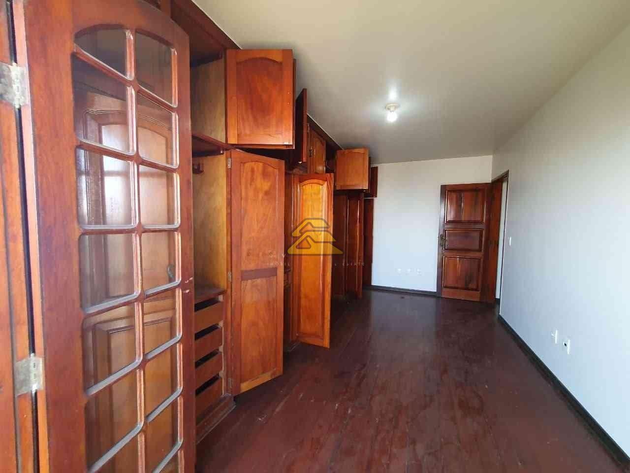 Casa à venda com 5 quartos, 455m² - Foto 15