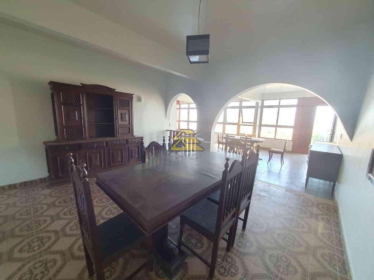 Casa à venda com 5 quartos, 455m² - Foto 7