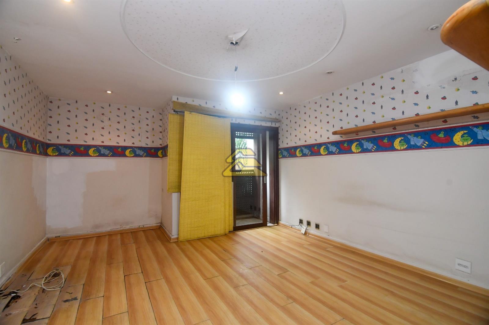 Casa à venda com 6 quartos, 1397m² - Foto 29