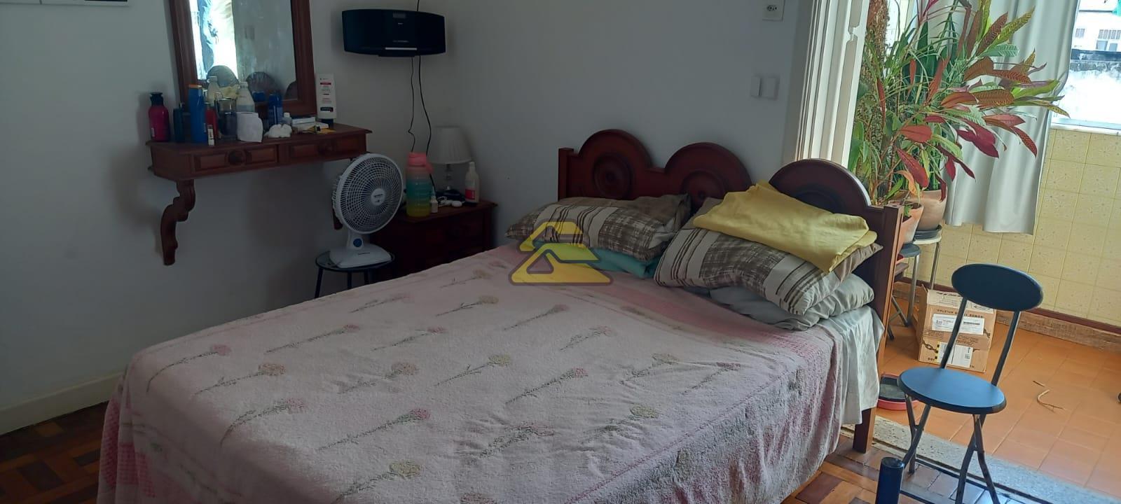 Apartamento à venda com 2 quartos, 82m² - Foto 13