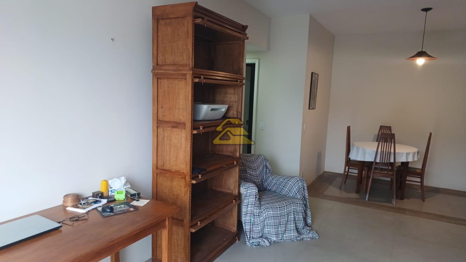 Apartamento à venda com 2 quartos, 68m² - Foto 4