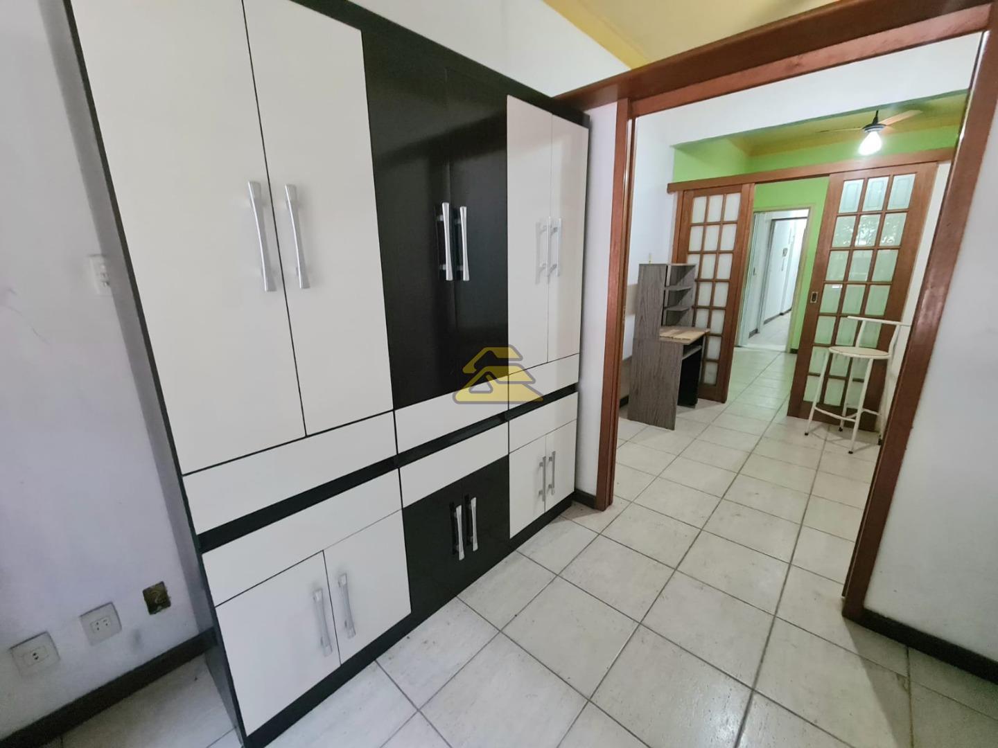 Apartamento à venda com 1 quarto, 42m² - Foto 12