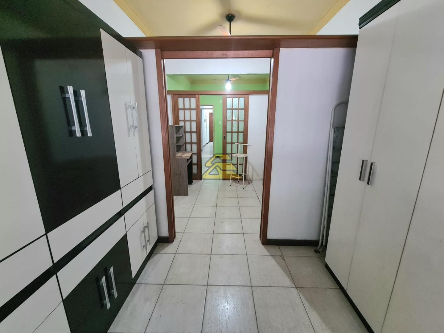 Apartamento à venda com 1 quarto, 42m² - Foto 11