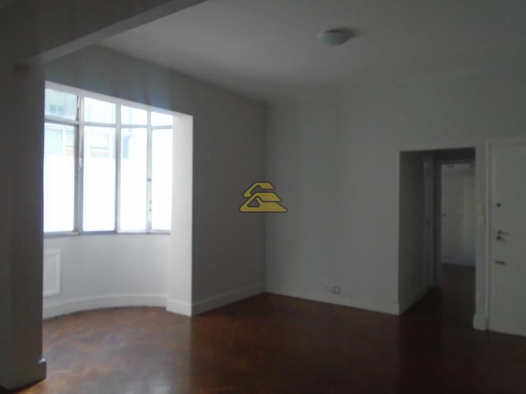 Apartamento para alugar com 1 quarto, 62m² - Foto 2