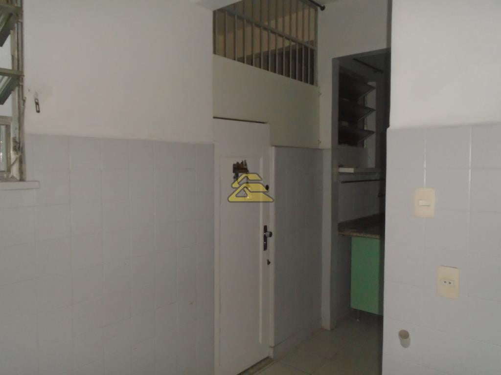 Apartamento para alugar com 1 quarto, 62m² - Foto 16