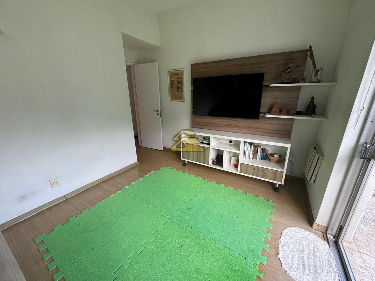 Apartamento à venda com 4 quartos, 149m² - Foto 18