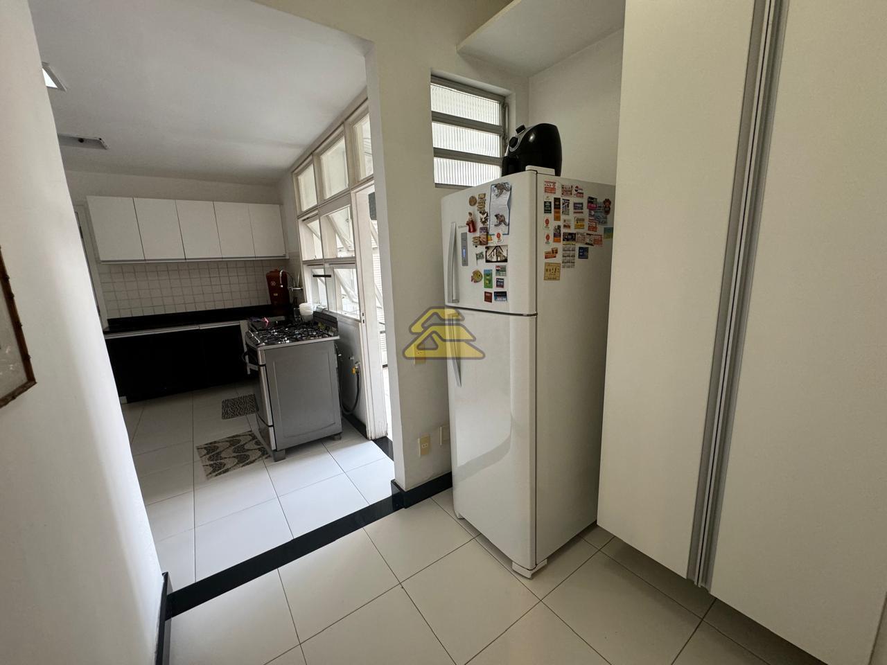 Apartamento à venda com 4 quartos, 149m² - Foto 23