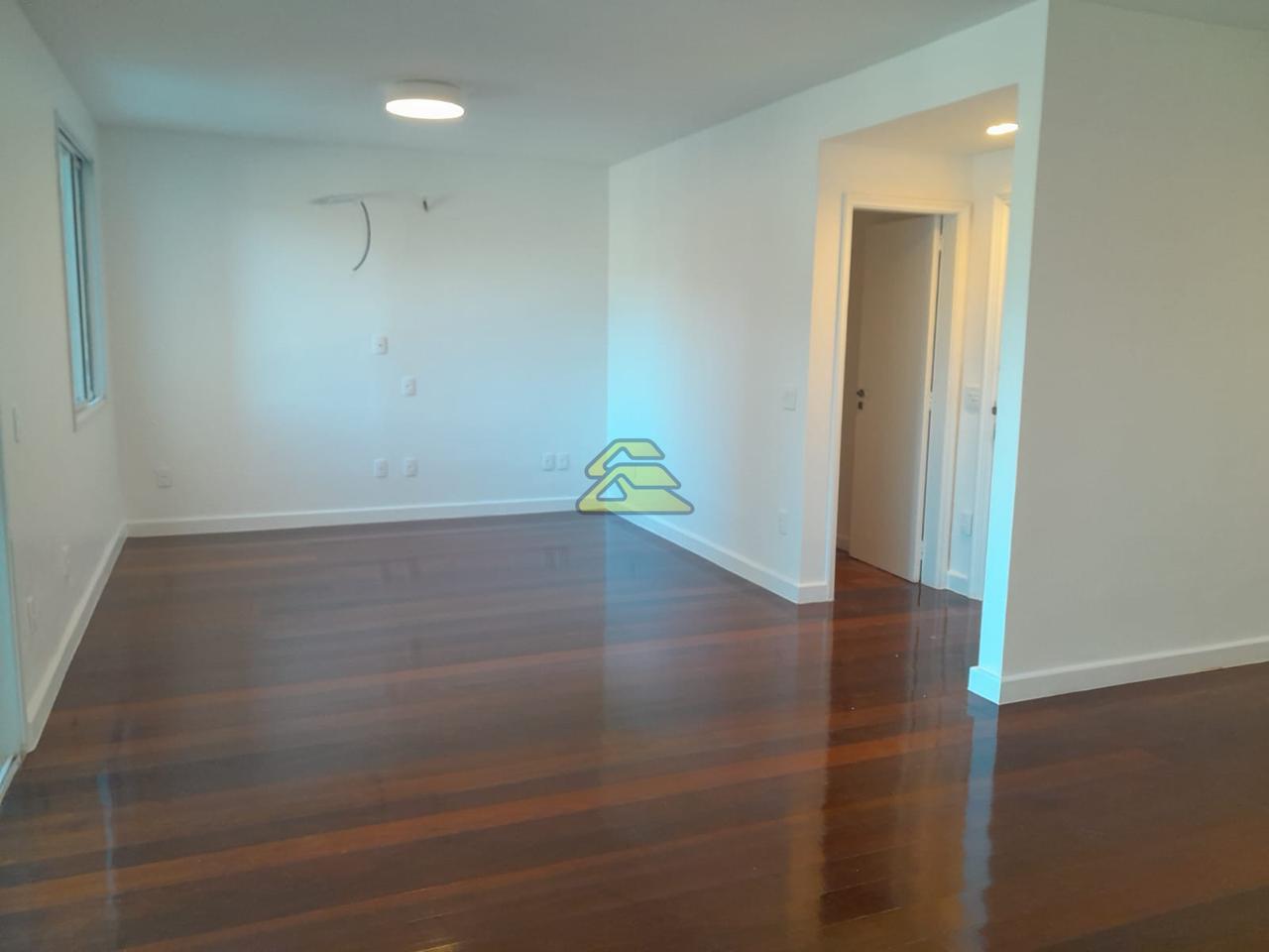 Apartamento à venda com 4 quartos, 162m² - Foto 10