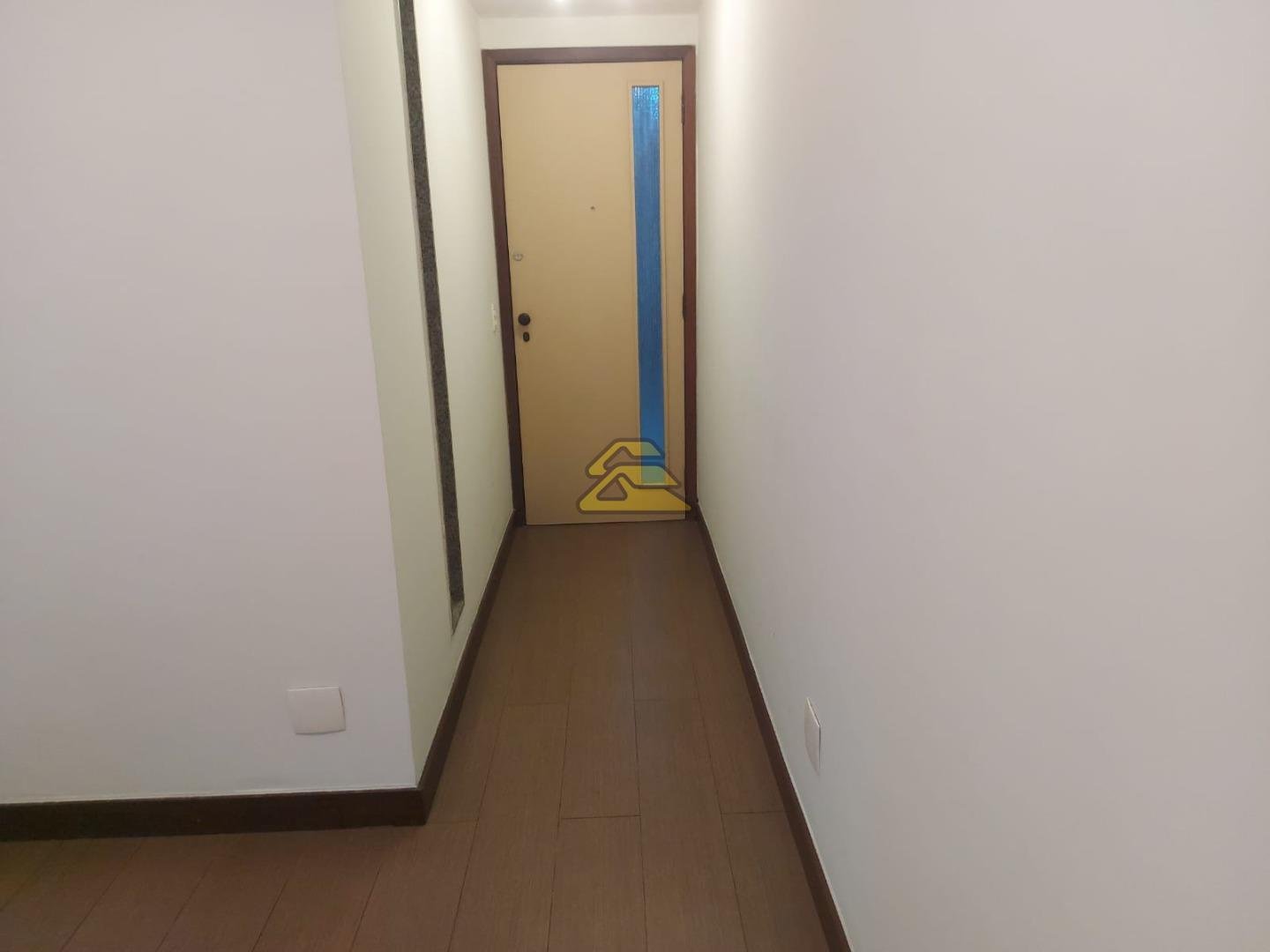 Apartamento à venda com 2 quartos, 100m² - Foto 30