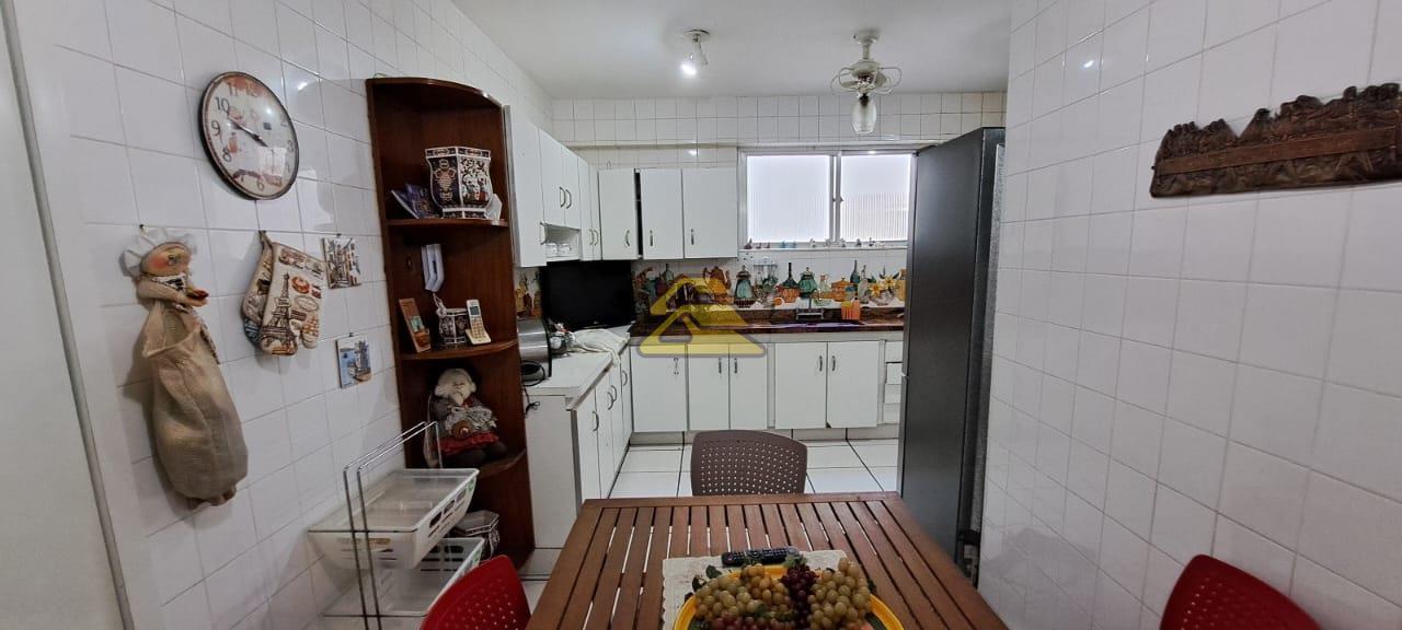 Cobertura à venda com 3 quartos, 200m² - Foto 26