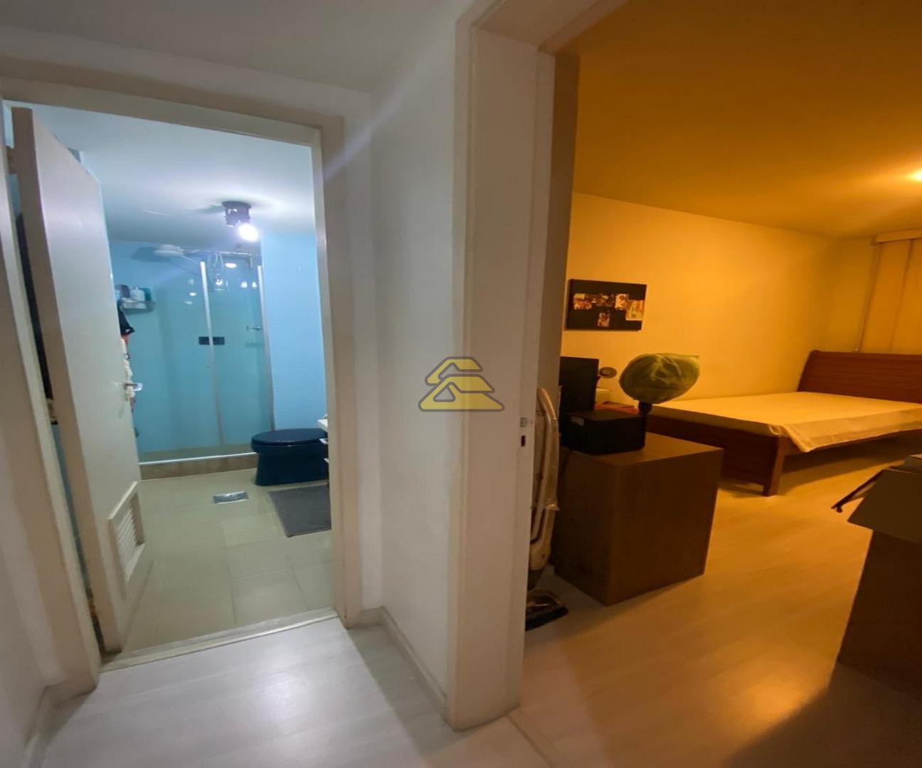 Apartamento à venda com 2 quartos, 64m² - Foto 15