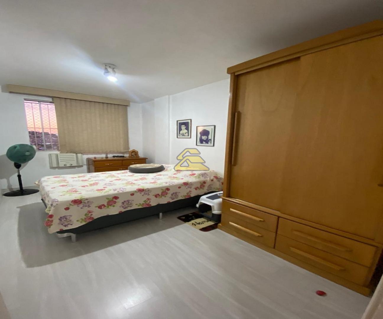 Apartamento à venda com 2 quartos, 64m² - Foto 20