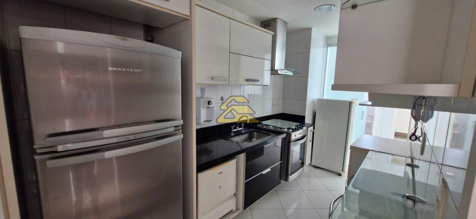 Apartamento à venda com 2 quartos, 97m² - Foto 25