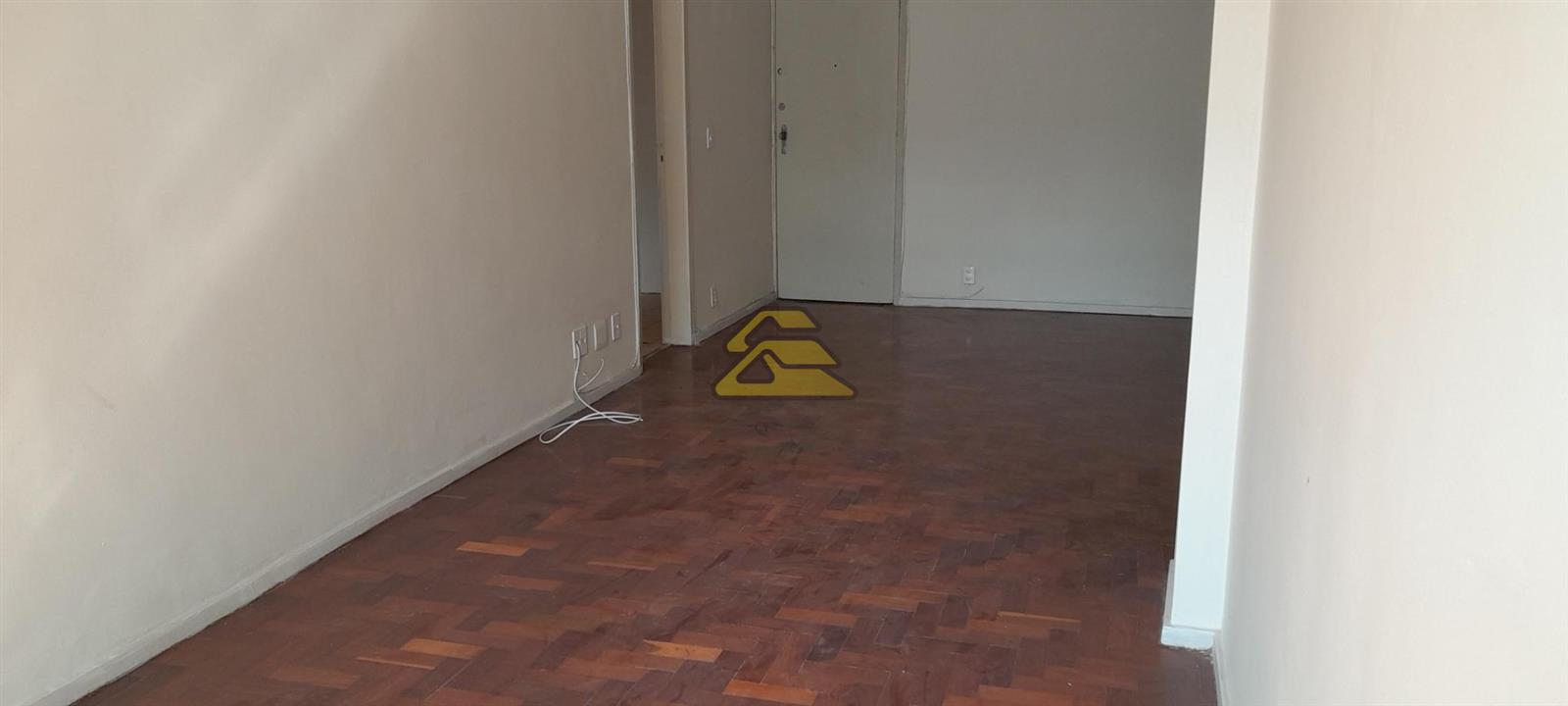 Apartamento à venda com 2 quartos, 100m² - Foto 3