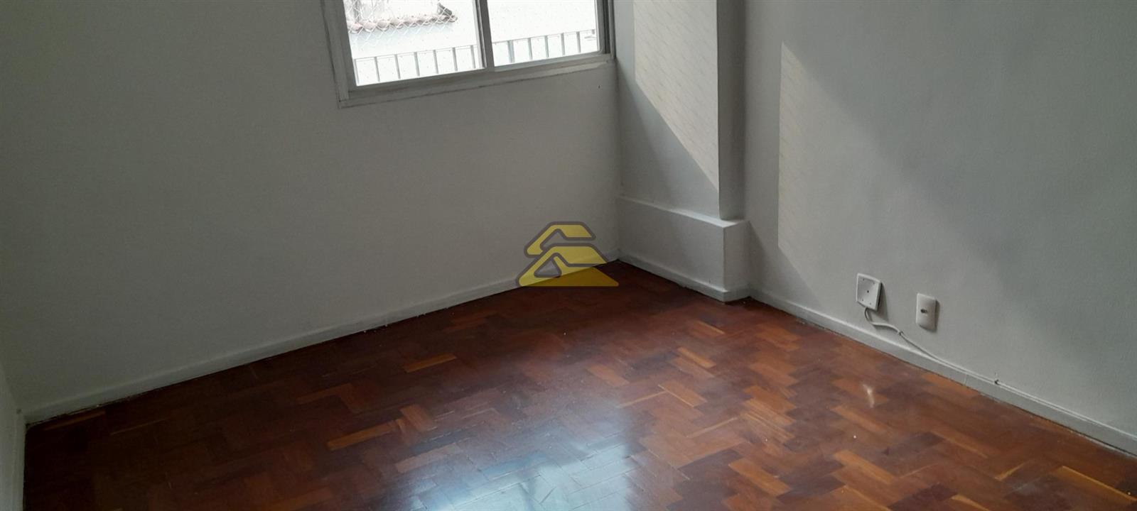 Apartamento à venda com 2 quartos, 100m² - Foto 9