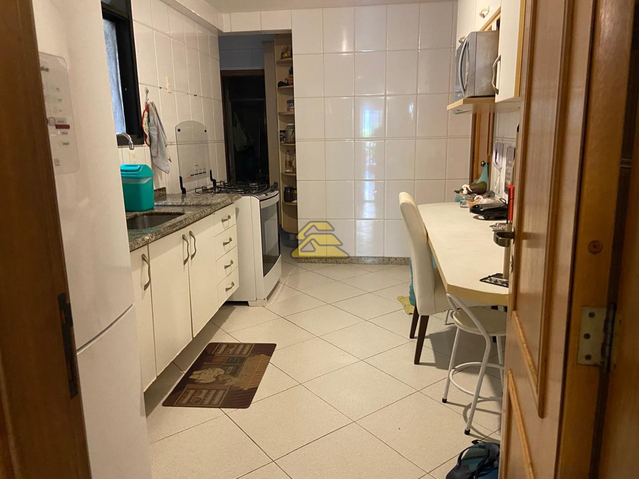 Apartamento à venda com 3 quartos, 97m² - Foto 19