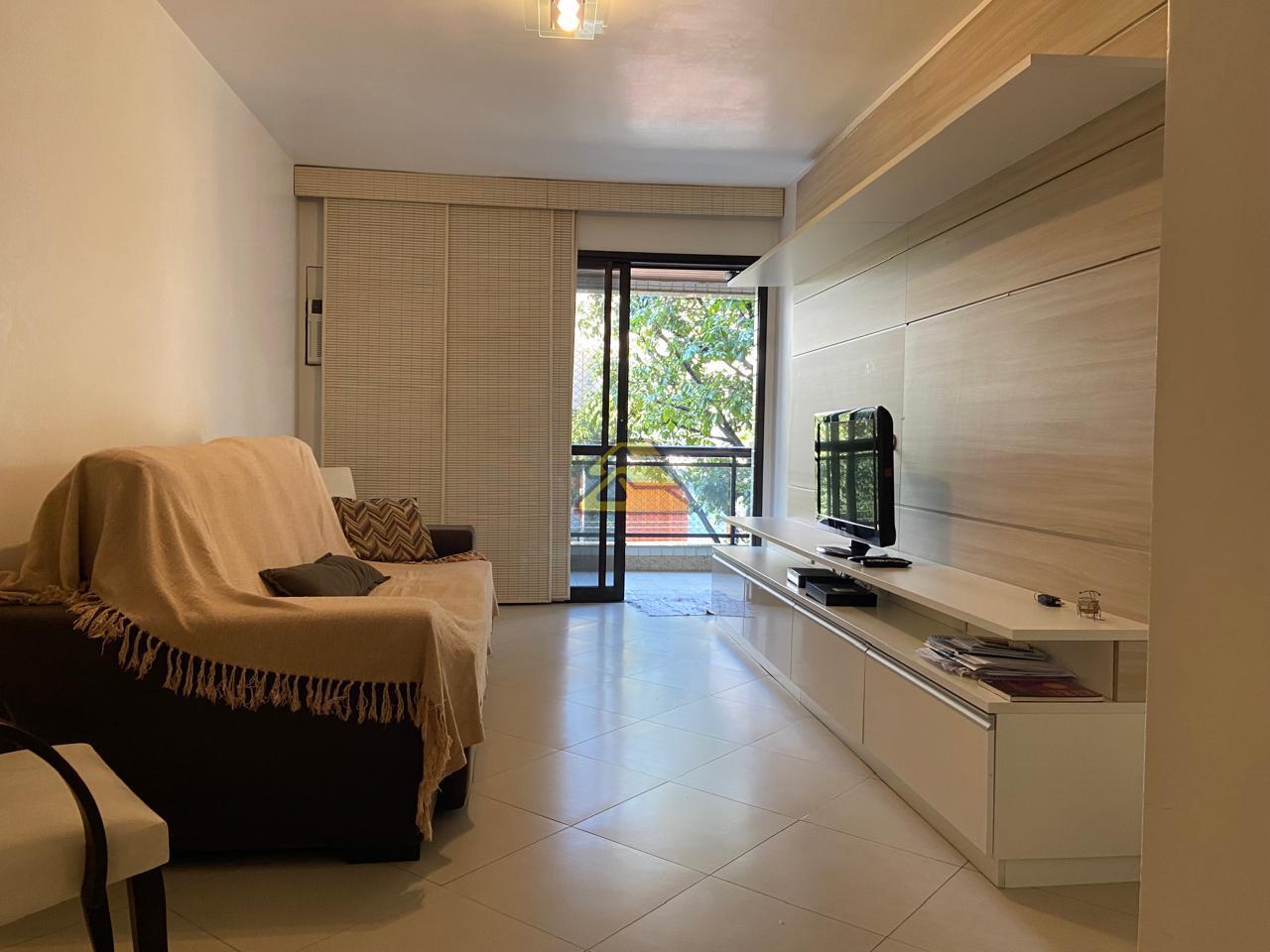 Apartamento à venda com 3 quartos, 97m² - Foto 2