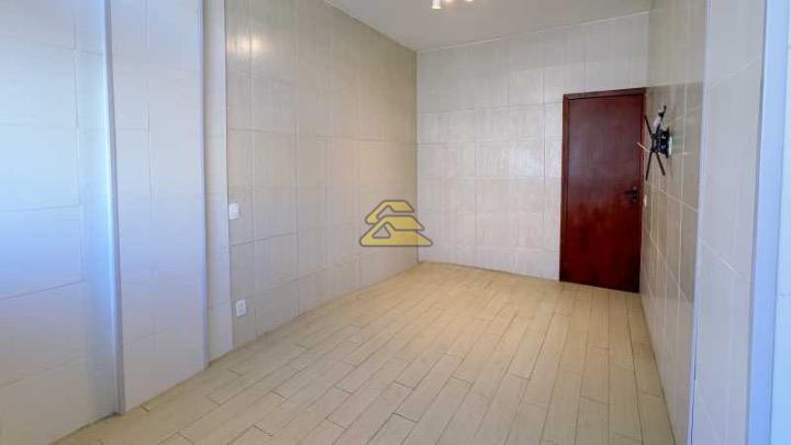 Kitnet e Studio à venda com 1 quarto, 27m² - Foto 4