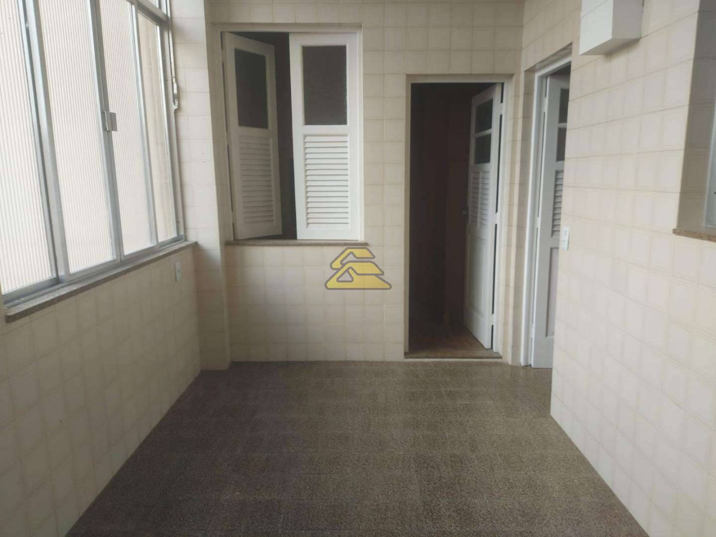 Apartamento à venda com 4 quartos, 235m² - Foto 30