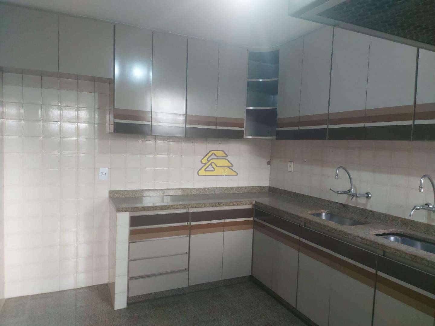 Apartamento à venda com 4 quartos, 235m² - Foto 27