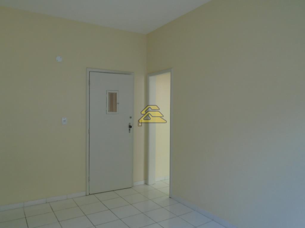 Apartamento para alugar com 2 quartos, 50m² - Foto 3