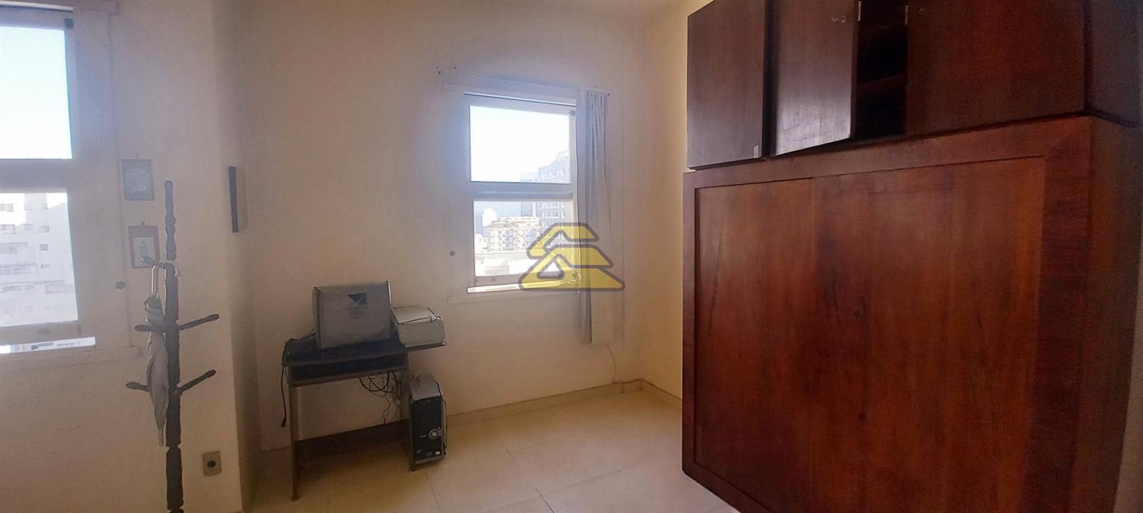 Apartamento à venda com 3 quartos, 145m² - Foto 10