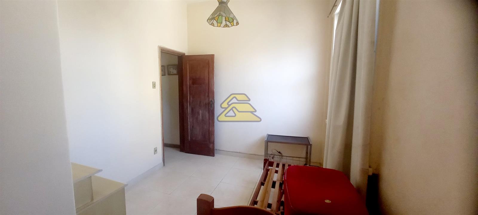 Apartamento à venda com 3 quartos, 145m² - Foto 13