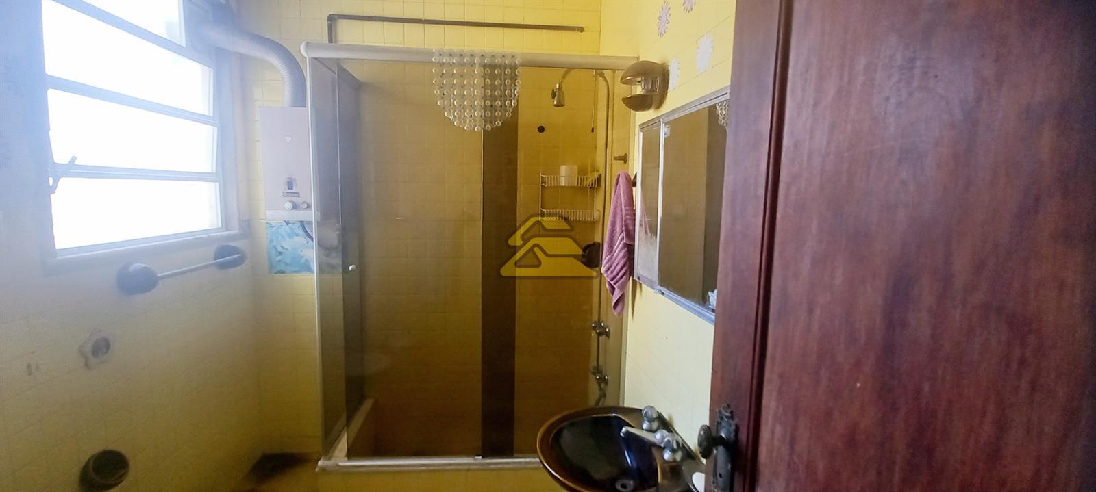 Apartamento à venda com 3 quartos, 145m² - Foto 16