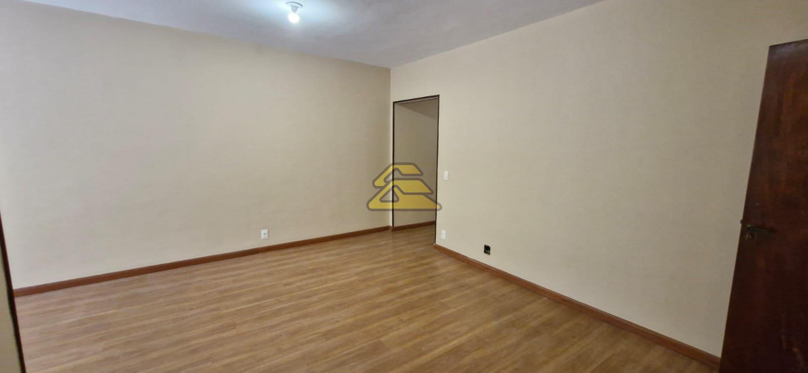 Apartamento à venda com 3 quartos, 140m² - Foto 6