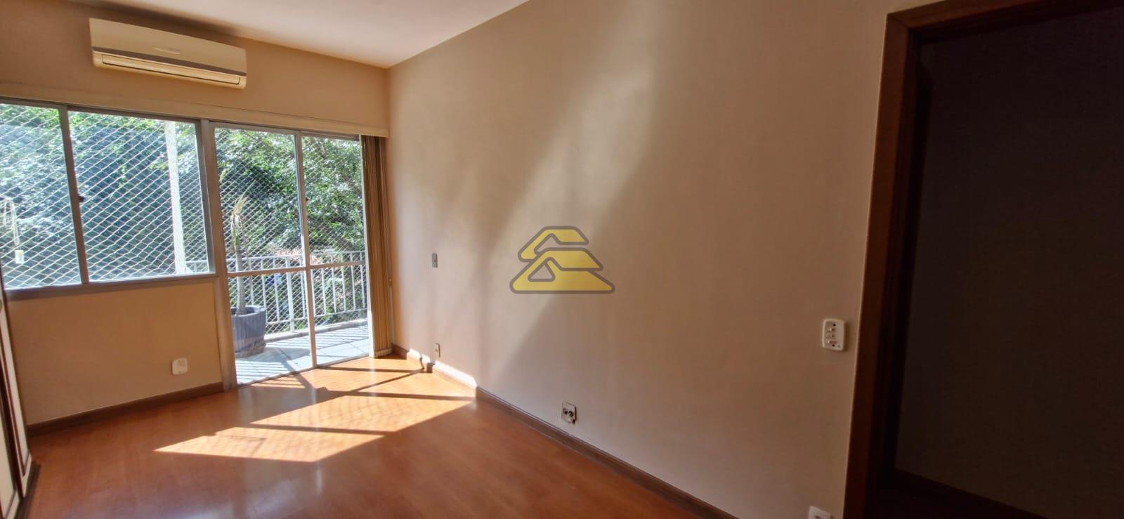 Apartamento à venda com 3 quartos, 140m² - Foto 17