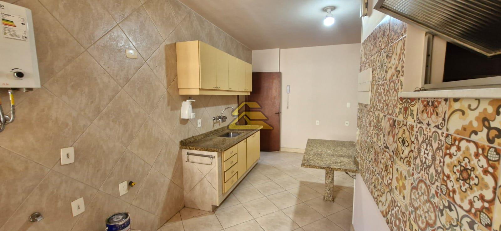 Apartamento à venda com 3 quartos, 140m² - Foto 32