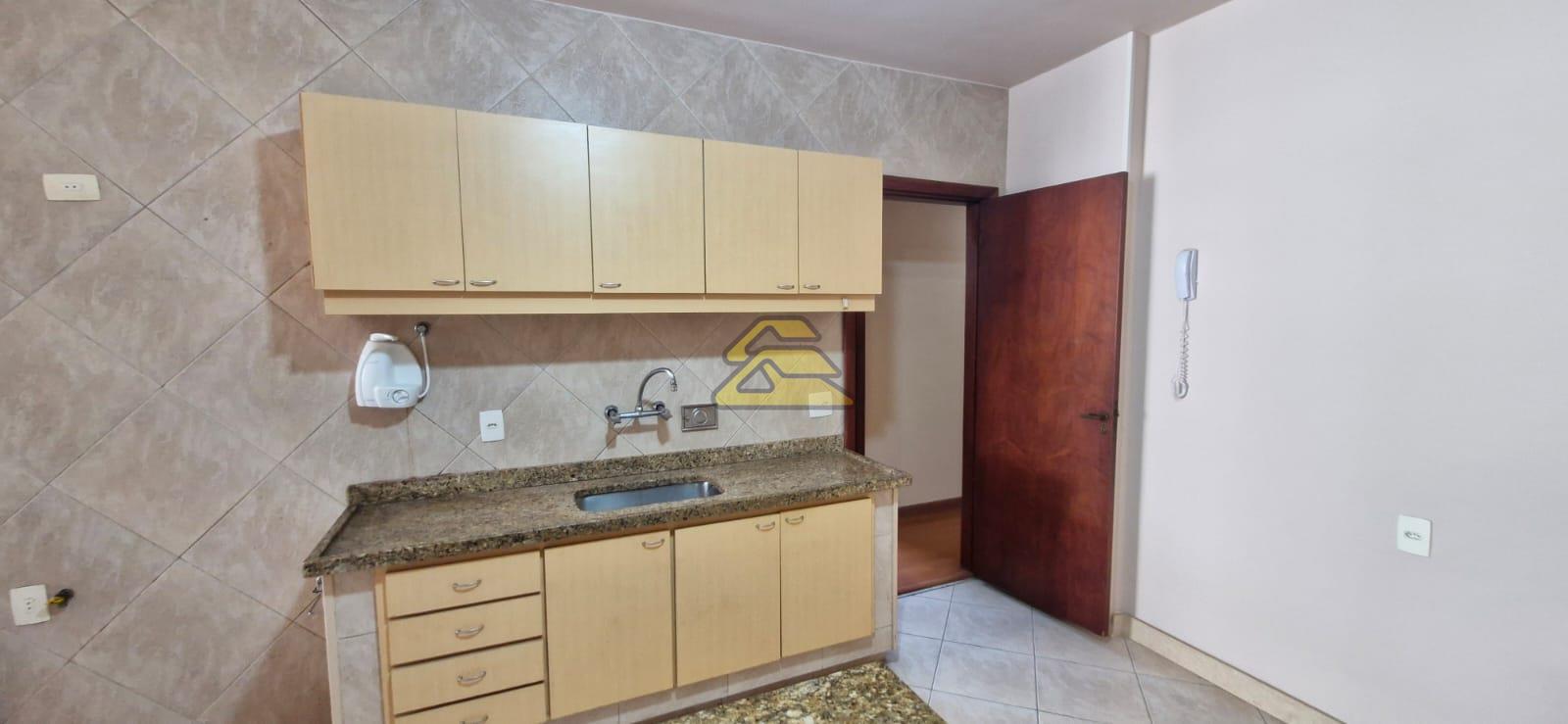 Apartamento à venda com 3 quartos, 140m² - Foto 34