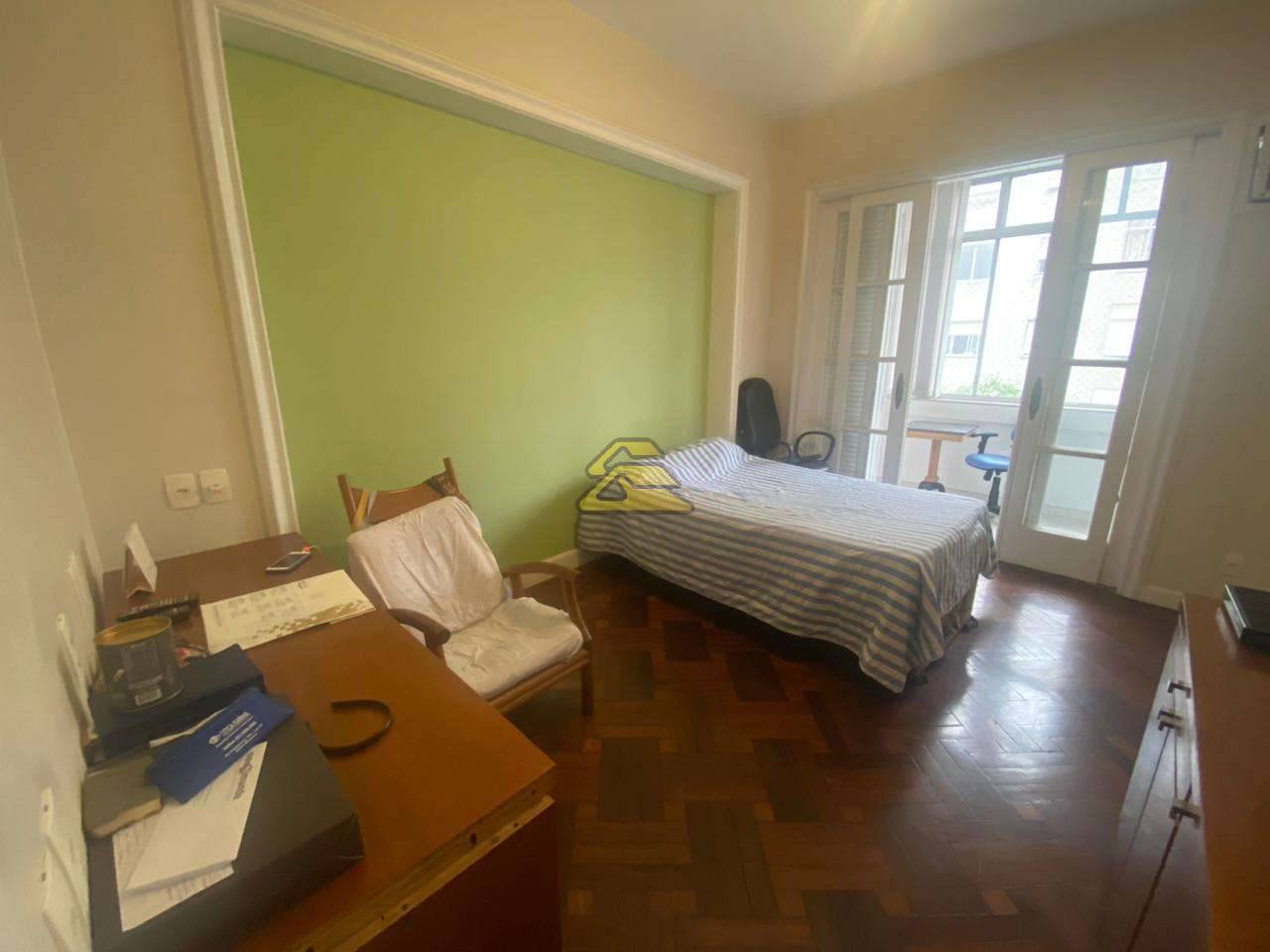 Apartamento à venda com 3 quartos, 270m² - Foto 15