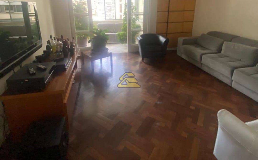 Apartamento à venda com 3 quartos, 270m² - Foto 8