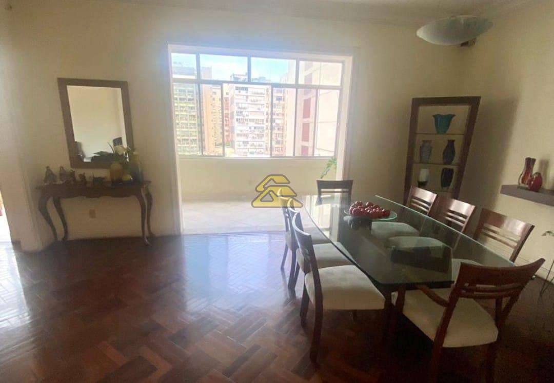 Apartamento à venda com 3 quartos, 270m² - Foto 12