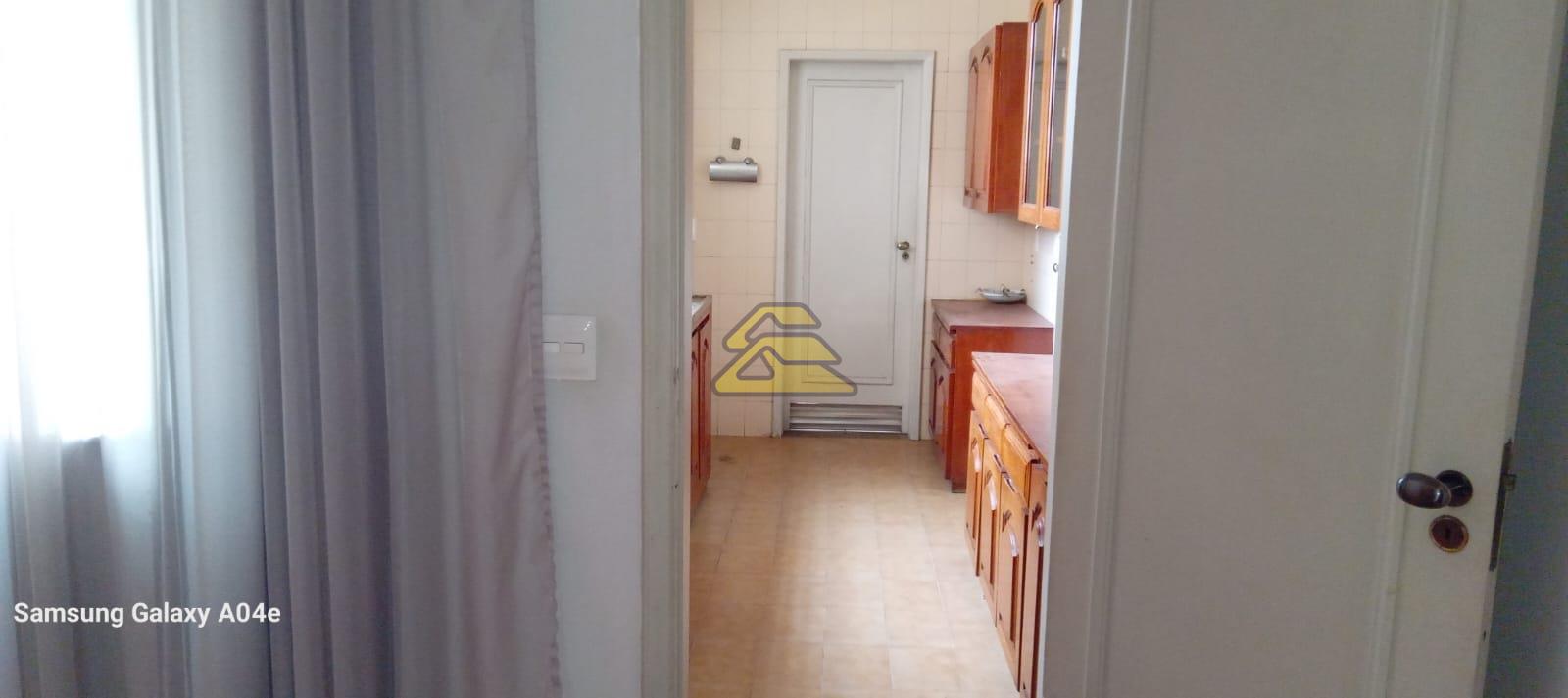 Apartamento à venda com 3 quartos, 121m² - Foto 7