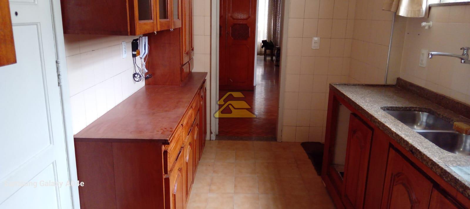 Apartamento à venda com 3 quartos, 121m² - Foto 21