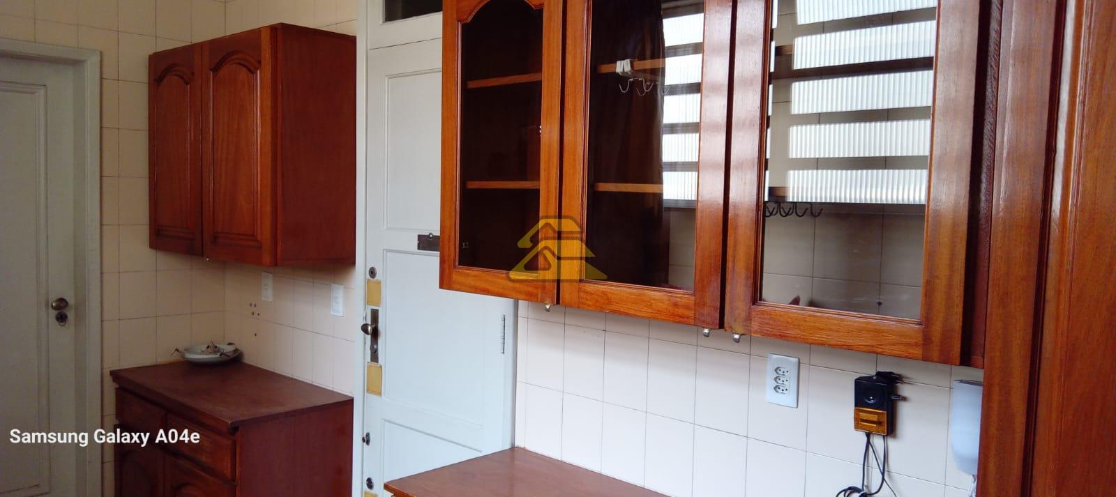 Apartamento à venda com 3 quartos, 121m² - Foto 22