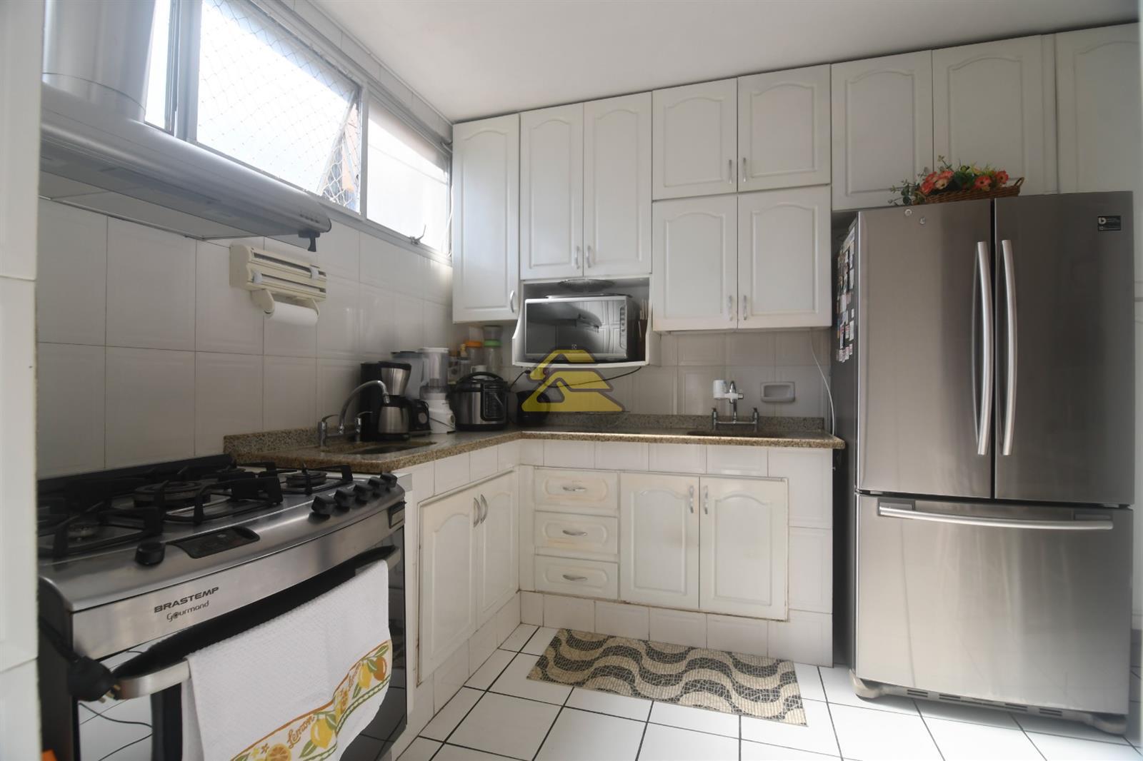 Apartamento à venda e aluguel com 3 quartos, 139m² - Foto 21