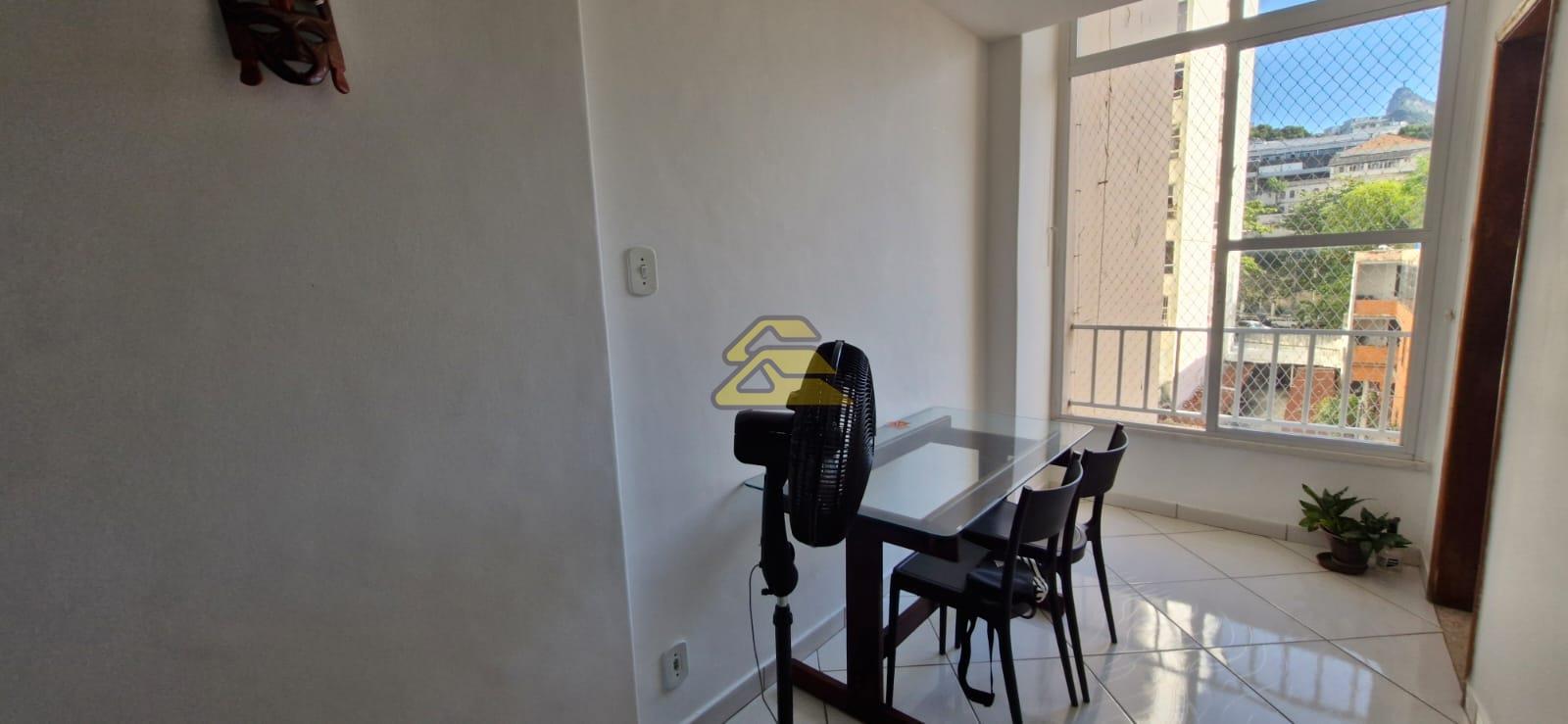 Apartamento à venda com 2 quartos, 63m² - Foto 6