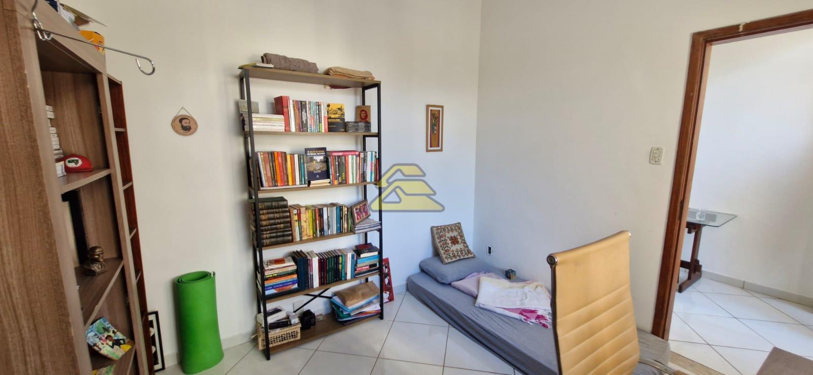 Apartamento à venda com 2 quartos, 63m² - Foto 11