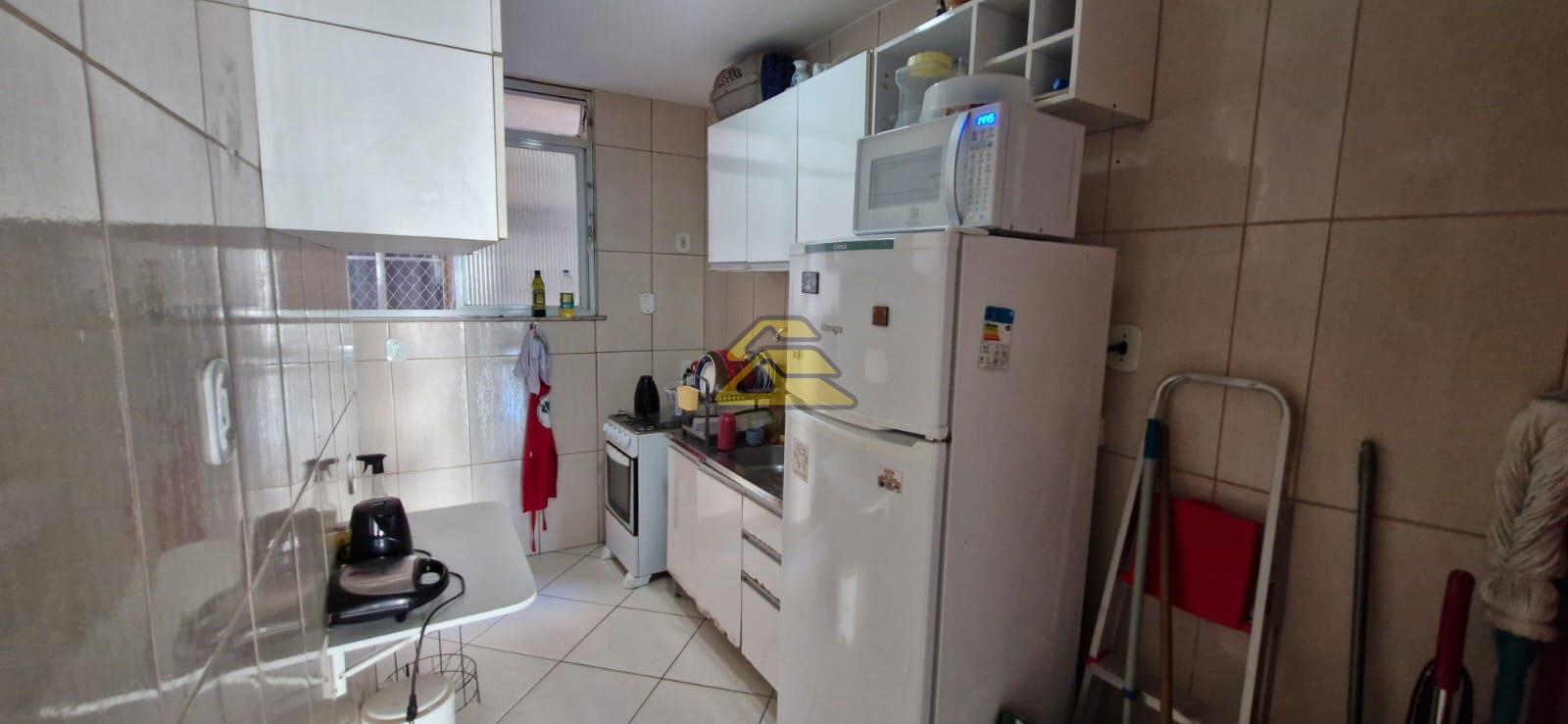 Apartamento à venda com 2 quartos, 63m² - Foto 19