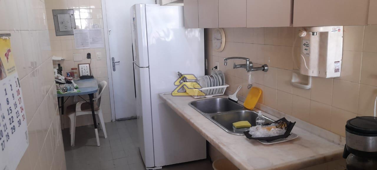 Apartamento à venda com 2 quartos, 81m² - Foto 35