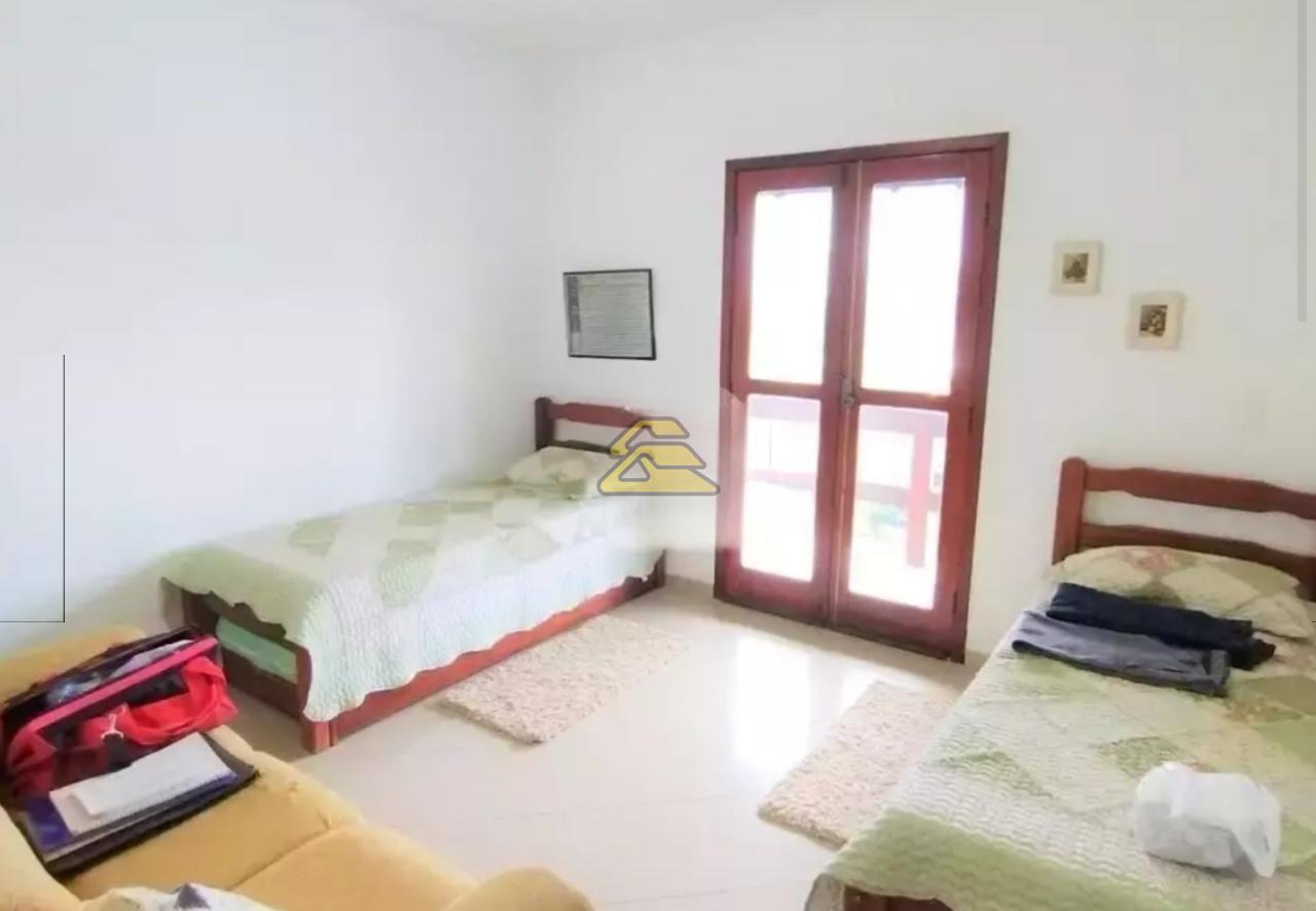 Casa à venda com 3 quartos, 200m² - Foto 6