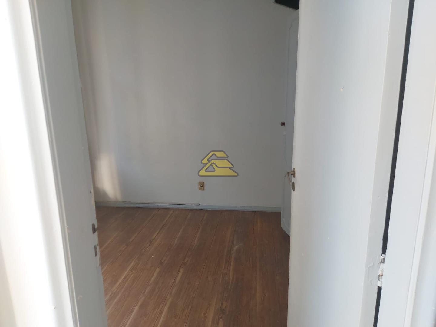 Apartamento à venda com 2 quartos, 61m² - Foto 5