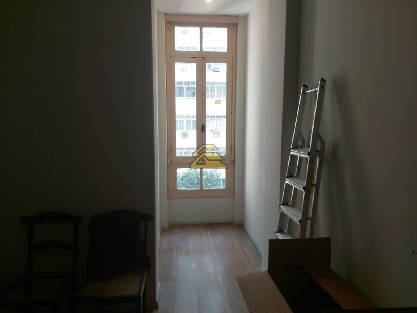 Apartamento à venda com 2 quartos, 61m² - Foto 6