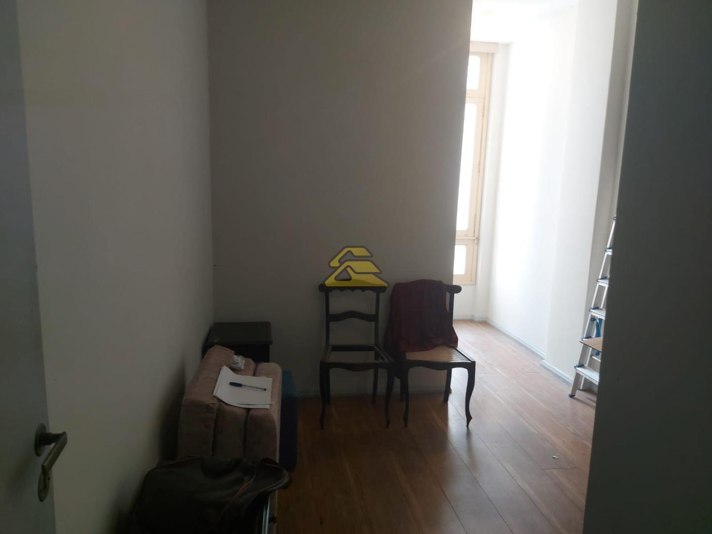 Apartamento à venda com 2 quartos, 61m² - Foto 8