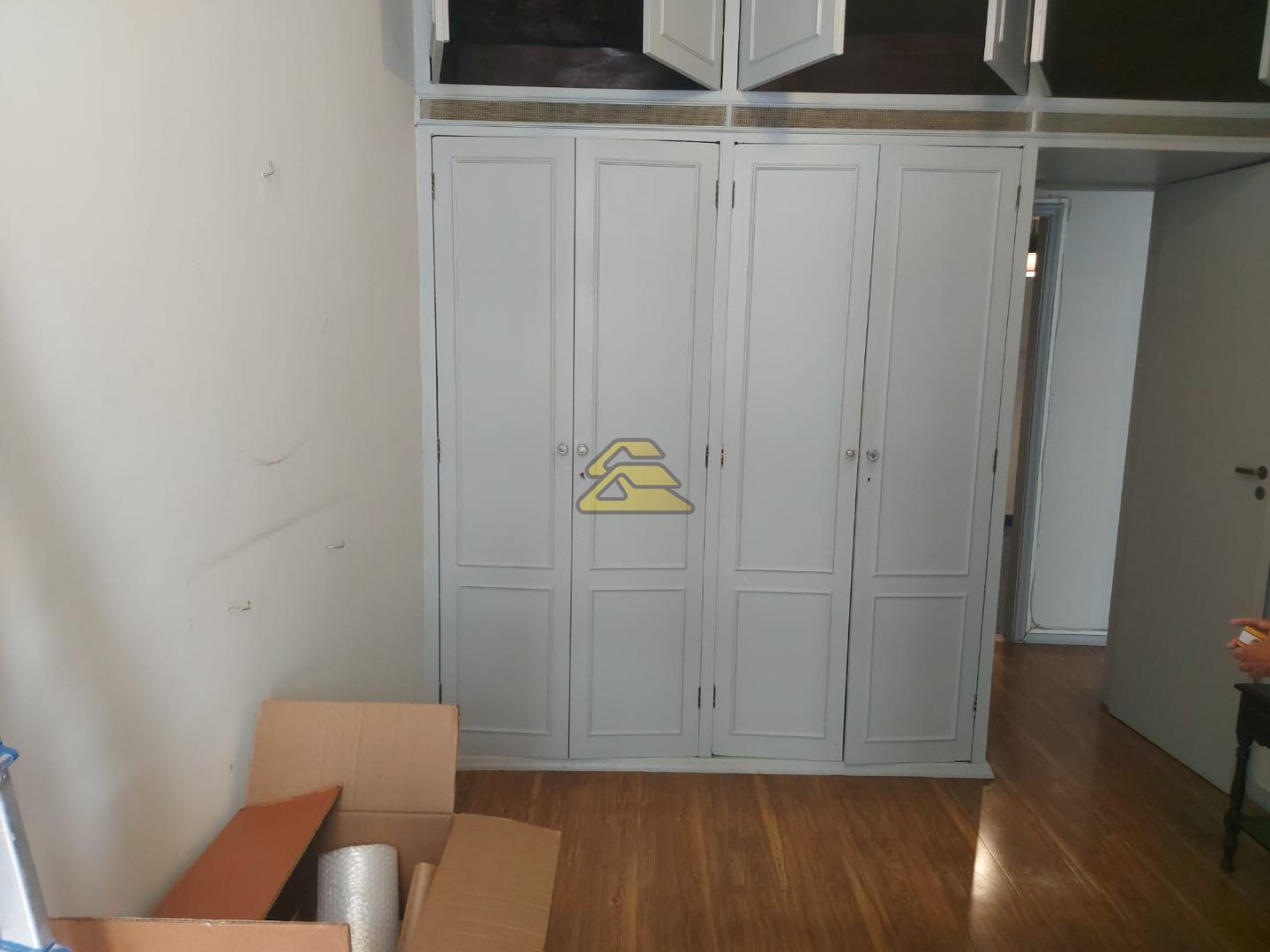 Apartamento à venda com 2 quartos, 61m² - Foto 11