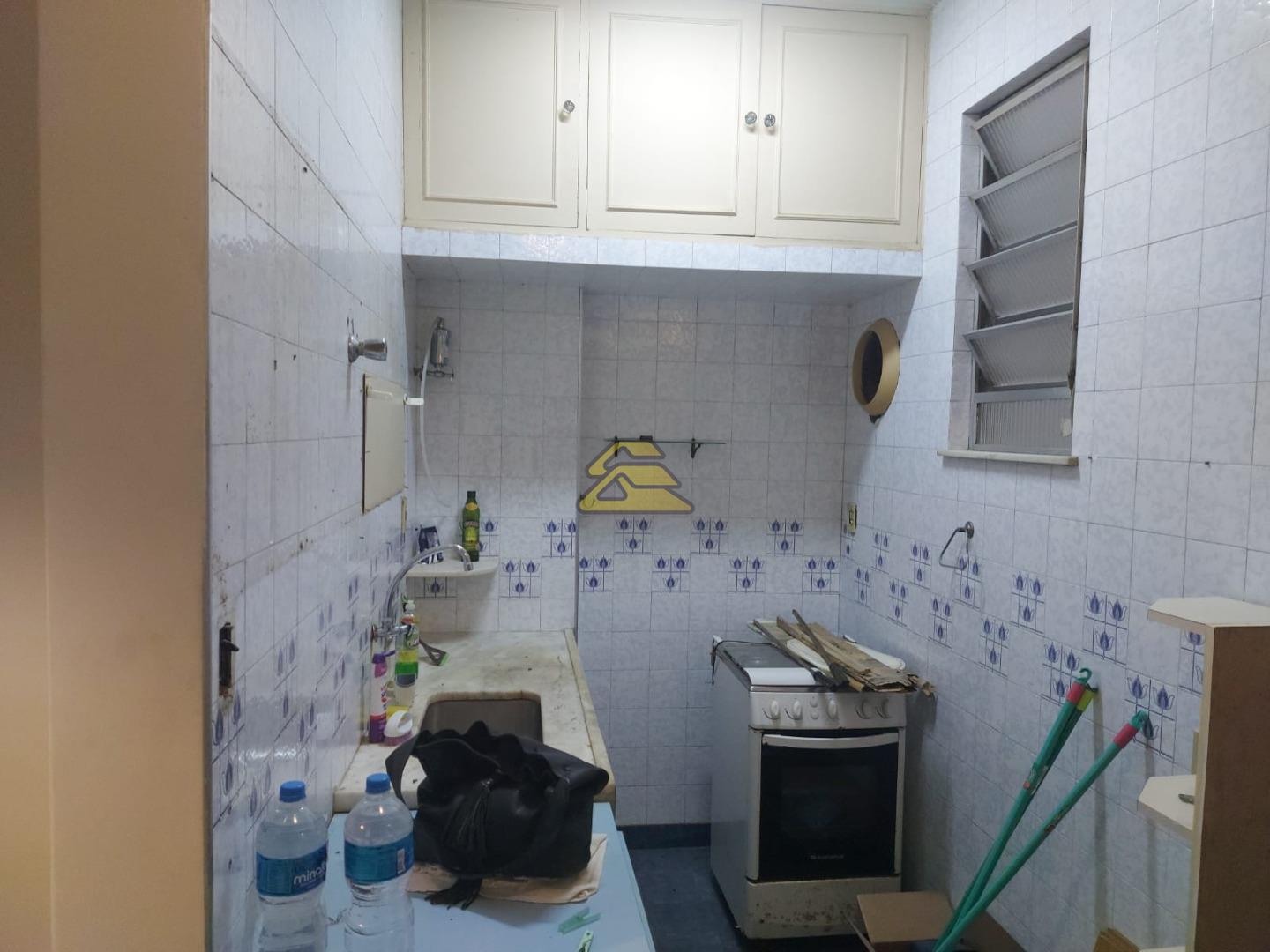 Apartamento à venda com 2 quartos, 61m² - Foto 14