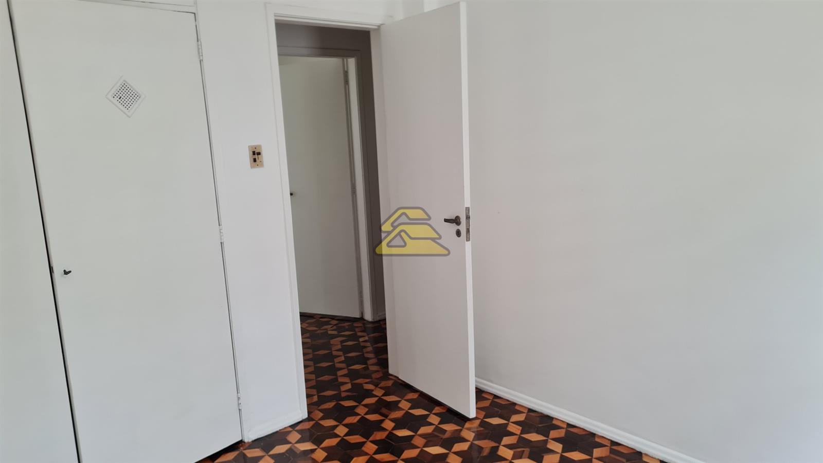 Apartamento à venda com 3 quartos, 118m² - Foto 11